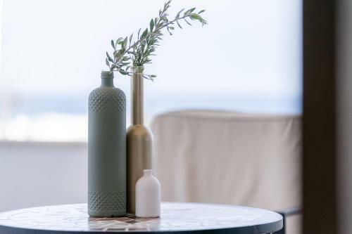 The Maisonette: Five Min From The Beach With View