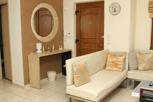 Sunny Villa By The Beach Gournes