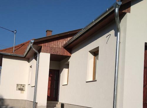 Sandora Vend�gh�z Nagyr�kos