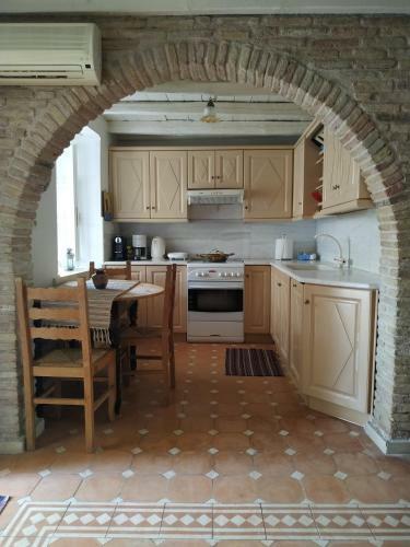 Liknon Guesthouse Villa