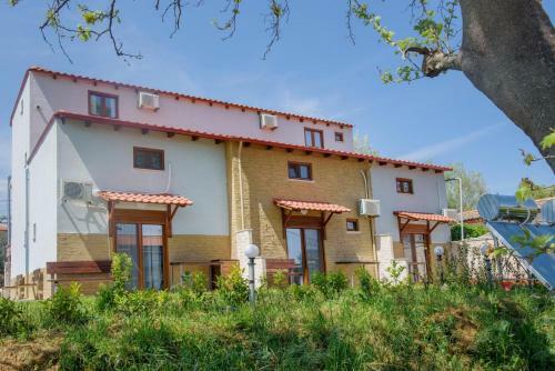 Hostal 3d Iliadis Suites