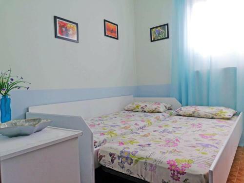 Vanna's Holiday House