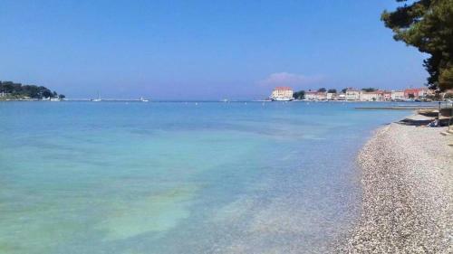 Apartmani Marina Pore?
