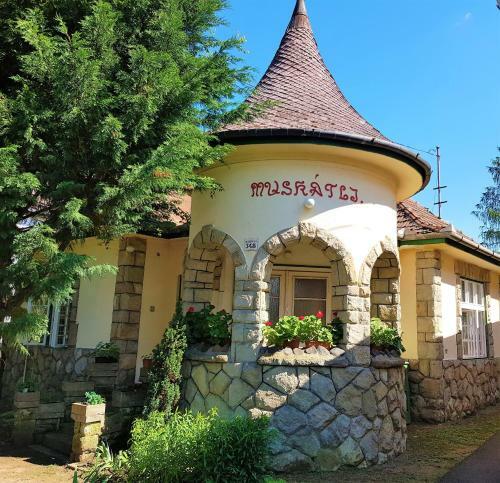 Bed & Breakfast Musk�tli �d�l?h�z