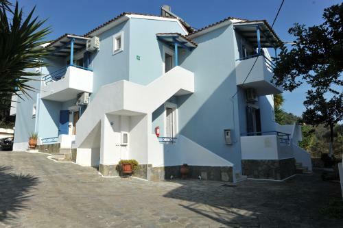 Blue Apartments Ipsos