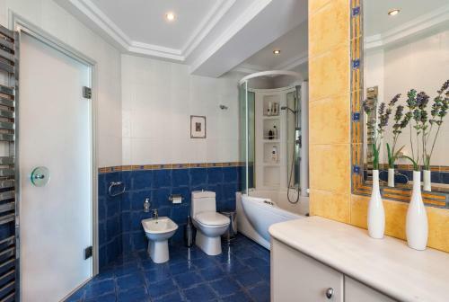 Villa Searene Deluxe Seafront Maisonette