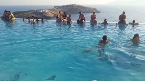 Hostal Grandma Vasiliki Rooms To Let