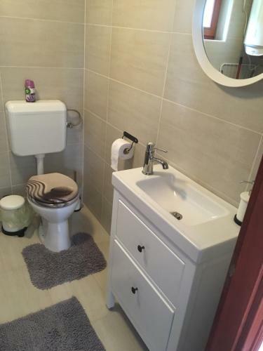 Hostal Bor�rium Vend�gh�zak - Zen-g? H�z
