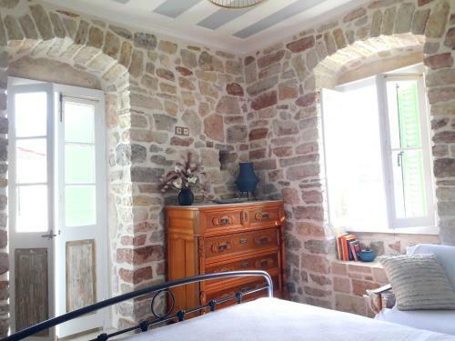 1836 Traditional House
