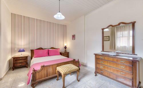 Ina Apartments