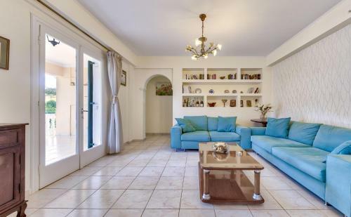 Ina Apartments