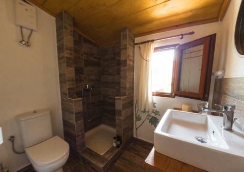 Santa Cruz Country Cottage
