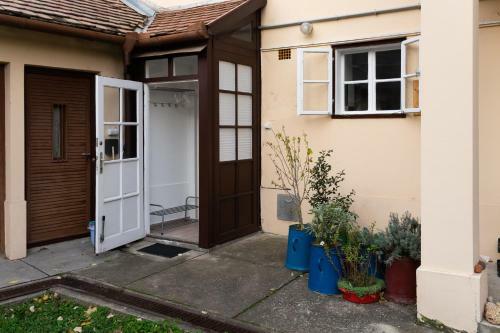 Apartamento A Charming Little Flat Just Above Sz�chenyi Square