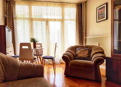Kod�ly Apartment
