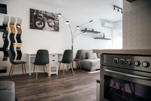 Anavrin Apartman- Csendes Lak�s A Belv�ros K�zep�n