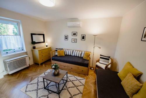 Viola Family Apartman Free Parking