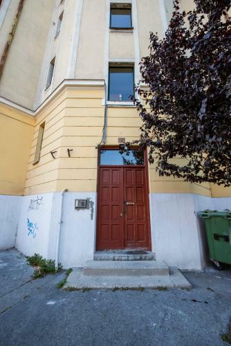 Viola Family Apartman Free Parking