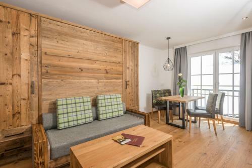 Aparthotel Hotel Almschl�ssl & Schrotteralm