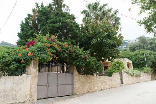 Villa Heraklion Comfy House With Mountain View