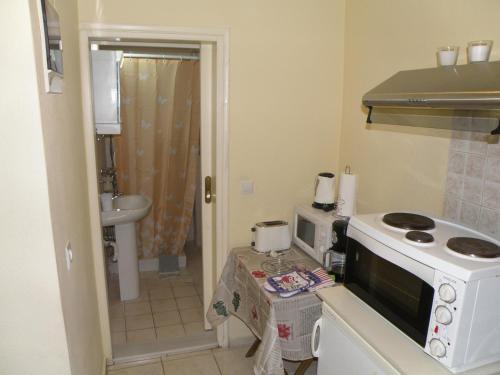 Talos Apartments And Studios