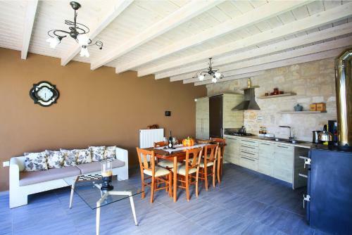 Design Villa Nicol, Pool, Summer Kitchen, Seaview