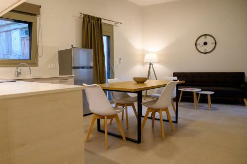 Apartamento Uni Island City Center Suites