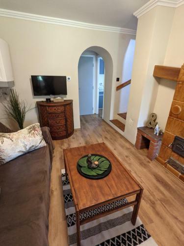 Private Cottage 5 Min Walk To Pier