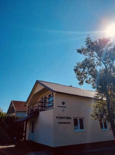 Fortuna Vend�gh�z