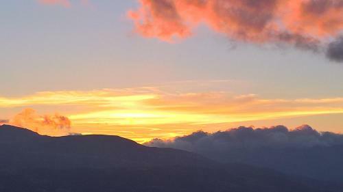 Zoi's House Luxurious Vacation