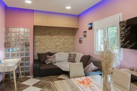 Zoi's House Luxurious Vacation