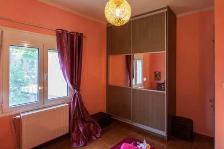 Zoi's House Luxurious Vacation