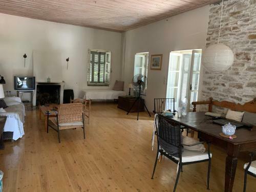 Apartamento Wood & Stone House In Old Styra