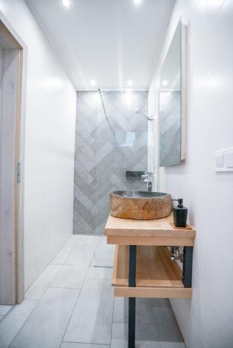 Villa R�zsa Panzi� Vadkerti T�