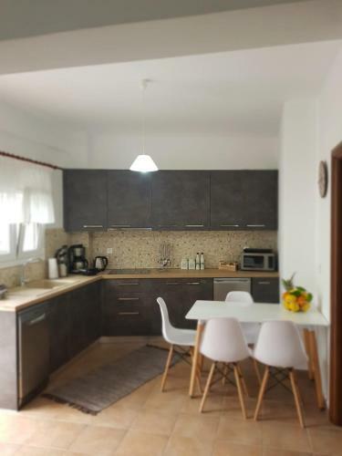 Apartamenty Rodzinne Kamena Vourla