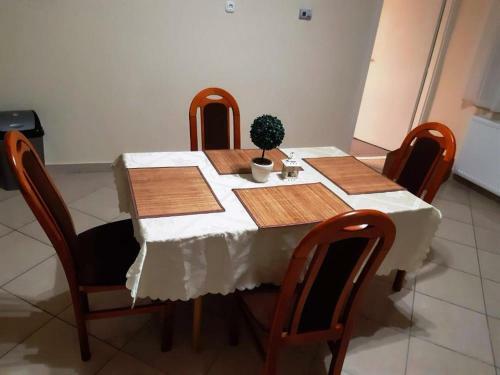 Pingpong Apartman