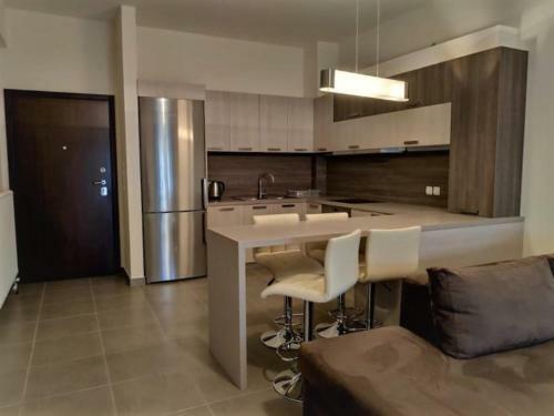 Samaras Apartments
