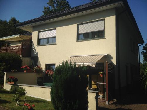 Apartamento Ferienwohnung " Am Schlosspark "