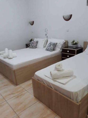 Hostal Kanali Beach House 2