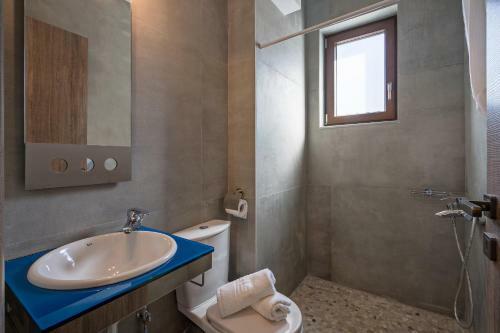 Stunning 4-bedroom Villa With Private Pool.