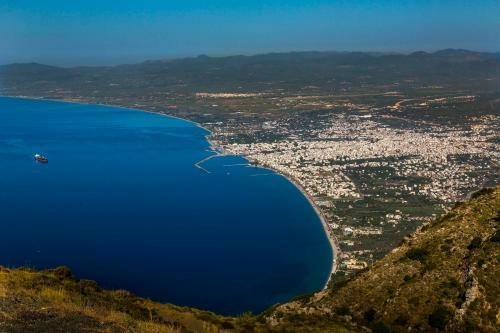 City Central Apartment - Filellinon