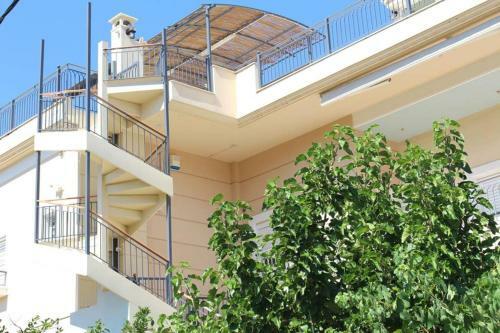 Apartamento New Independent Loft, 360? View, 5' Beach/center