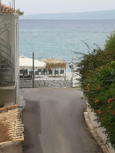 Panos & Antzy Apartments