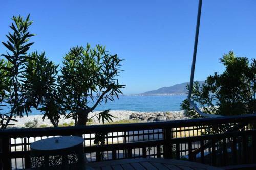 Melenia's Sea Front House