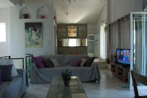 Elgeorge Home