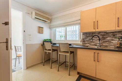 Kalamata Lime Studio - Urban Cozy Nest