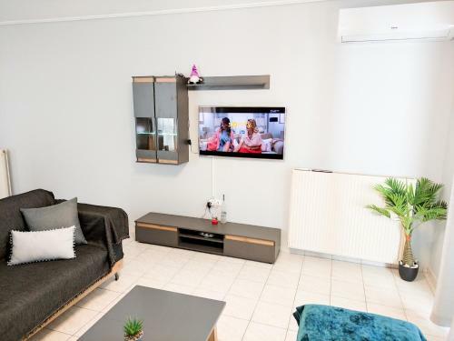 Summer Breeze Apartment In Kalamata
