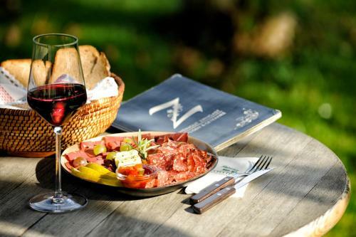 Hostal Weingut Und G�stezimmer Zirngast