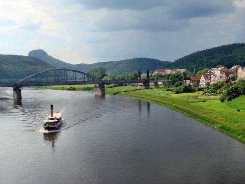 Apartamento Ferienhaus Und Ferienwohnung B�ttner