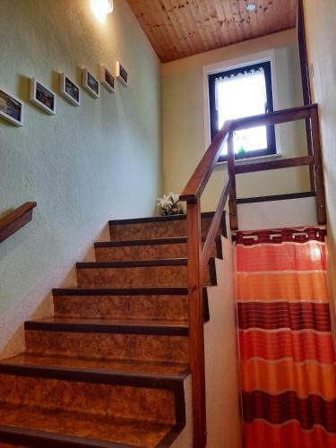 Apartamento Ferienhaus Und Ferienwohnung B�ttner