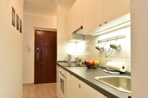 Kir�lyk�t 1 Apartman - Ingyen Parkol�s, Bicajok, AC